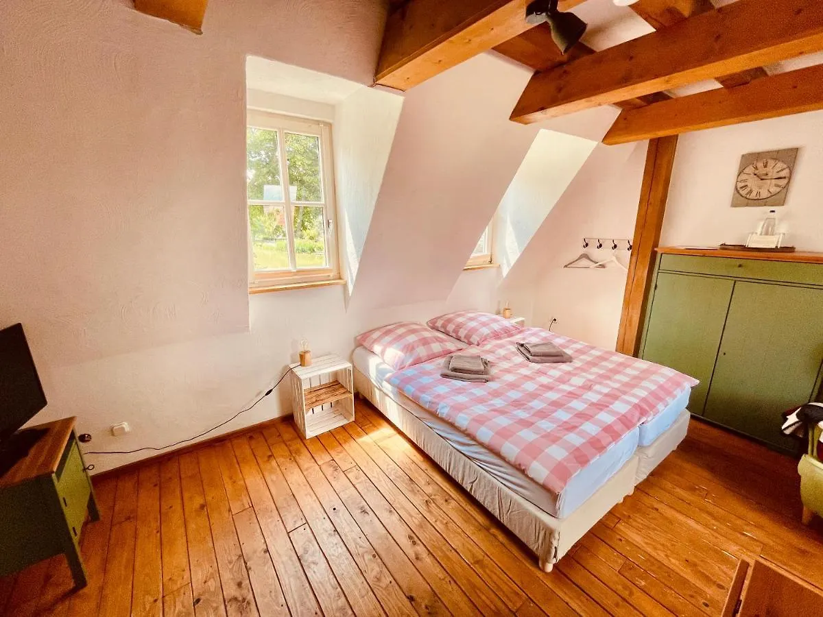 Moments Cafe & Apartmenthaus Thurnau 0*,  Duitsland